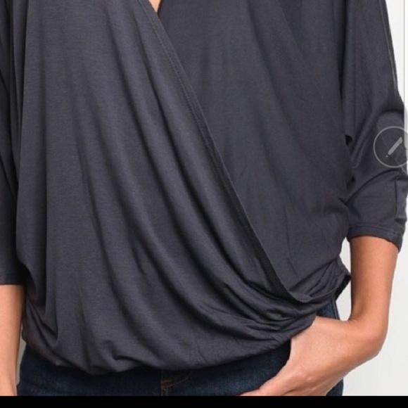 143rd Style Haus Gray V-neck Hoodie Top - Picture 3 of 6